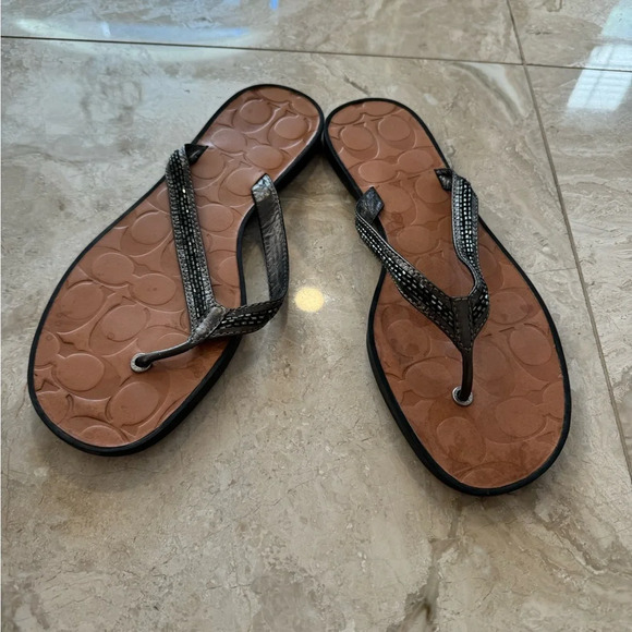 Coach Leather Thong Sandals Sz 10 - Picture 2 of 4